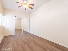 22152 Schoolcraft Street, Canoga Park (los Angeles) CA 91303