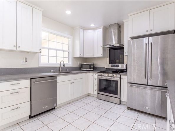 22152 Schoolcraft Street, Canoga Park (los Angeles) CA 91303