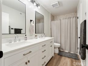 19431 Sherman Way 24, Reseda (los Angeles) CA 91335