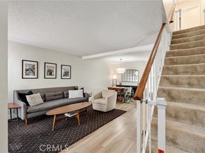 19431 Sherman Way 24, Reseda (los Angeles) CA 91335