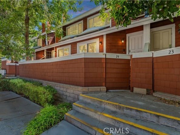 19431 Sherman Way 24, Reseda (los Angeles) CA 91335