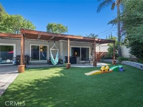 23701 Clarendon Street, Woodland Hills (los Angeles) CA 91367