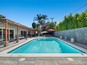 23701 Clarendon Street, Woodland Hills (los Angeles) CA 91367