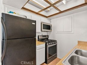 9740 Sepulveda Boulevard 20, North Hills (los Angeles) CA 91343
