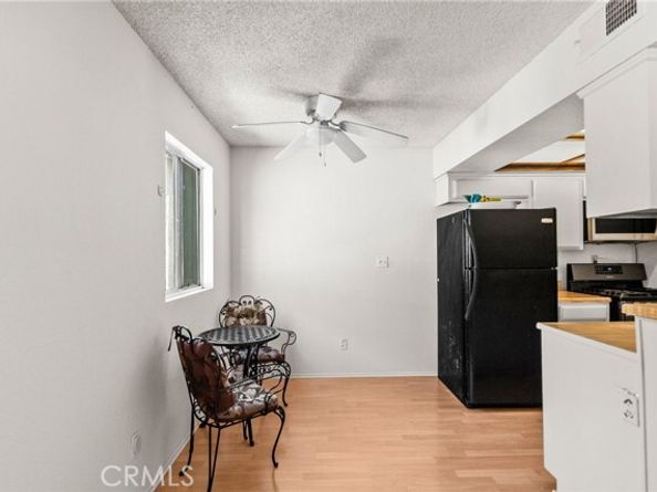 9740 Sepulveda Boulevard 20, North Hills (los Angeles) CA 91343