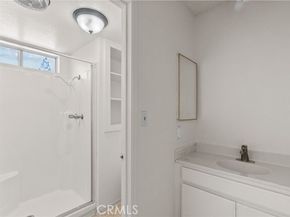9740 Sepulveda Boulevard 20, North Hills (los Angeles) CA 91343