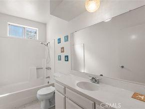 9740 Sepulveda Boulevard 20, North Hills (los Angeles) CA 91343