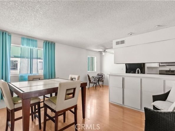 9740 Sepulveda Boulevard 20, North Hills (los Angeles) CA 91343