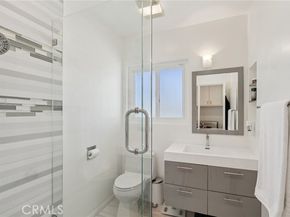 17158 Citronia Street, Northridge (los Angeles) CA 91325