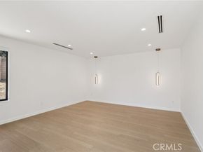 17158 Citronia Street, Northridge (los Angeles) CA 91325