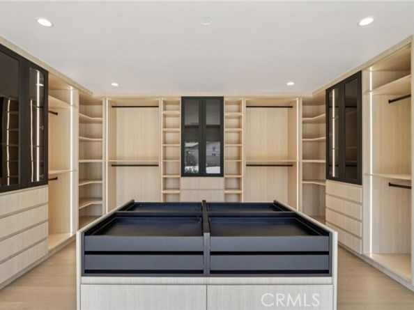 17158 Citronia Street, Northridge (los Angeles) CA 91325