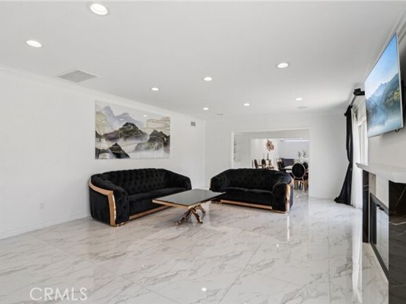 17158 Citronia Street, Northridge (los Angeles) CA 91325