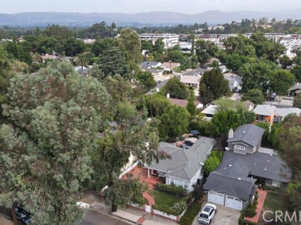 22051 Avenue San Luis, Woodland Hills (los Angeles) CA 91364