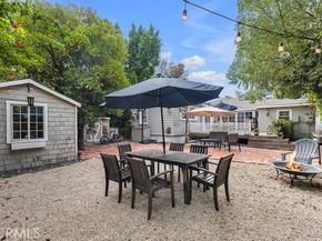 22051 Avenue San Luis, Woodland Hills (los Angeles) CA 91364
