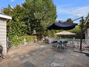 22051 Avenue San Luis, Woodland Hills (los Angeles) CA 91364