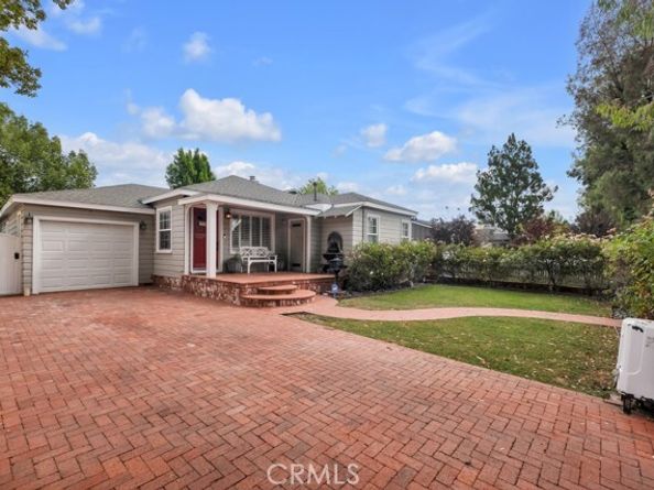 22051 Avenue San Luis, Woodland Hills (los Angeles) CA 91364