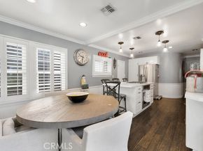 22051 Avenue San Luis, Woodland Hills (los Angeles) CA 91364