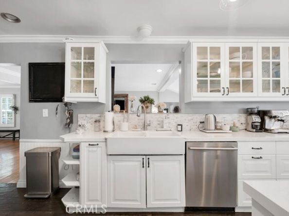 22051 Avenue San Luis, Woodland Hills (los Angeles) CA 91364