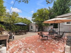 22051 Avenue San Luis, Woodland Hills (los Angeles) CA 91364