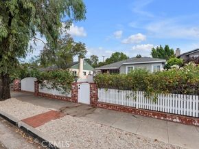 22051 Avenue San Luis, Woodland Hills (los Angeles) CA 91364
