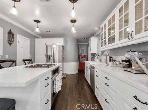 22051 Avenue San Luis, Woodland Hills (los Angeles) CA 91364