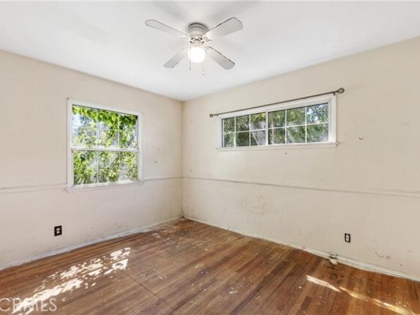 7539 Hatillo Avenue, Winnetka (los Angeles) CA 91306