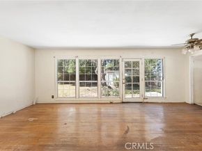 7539 Hatillo Avenue, Winnetka (los Angeles) CA 91306