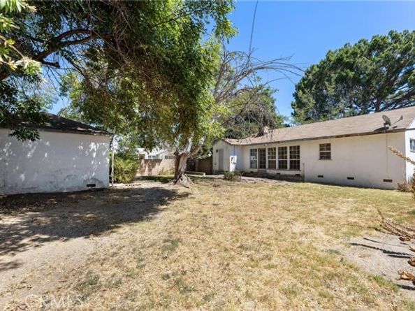 7539 Hatillo Avenue, Winnetka (los Angeles) CA 91306