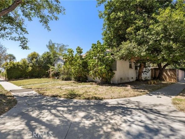 7539 Hatillo Avenue, Winnetka (los Angeles) CA 91306