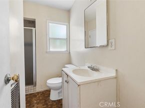 7539 Hatillo Avenue, Winnetka (los Angeles) CA 91306