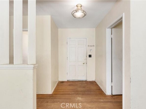 7539 Hatillo Avenue, Winnetka (los Angeles) CA 91306