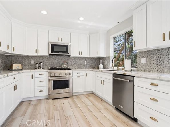 5635 Woodman Avenue H, Los Angeles CA 91401