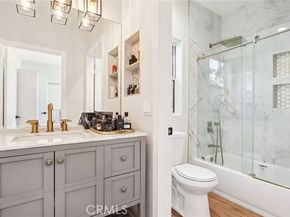5635 Woodman Avenue H, Los Angeles CA 91401