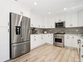 5635 Woodman Avenue H, Los Angeles CA 91401