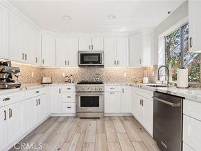 5635 Woodman Avenue H, Los Angeles CA 91401
