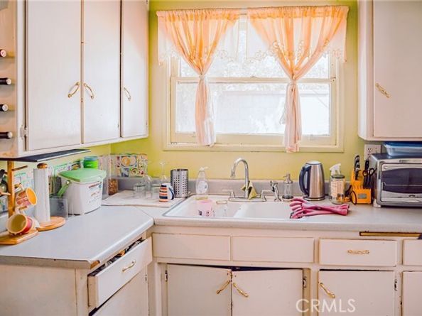 9168 Patrick Avenue, Arleta (los Angeles) CA 91331