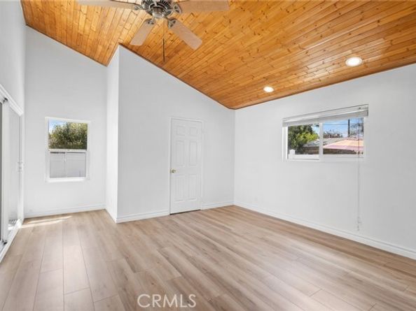 7767 Independence Avenue, Canoga Park (los Angeles) CA 91304