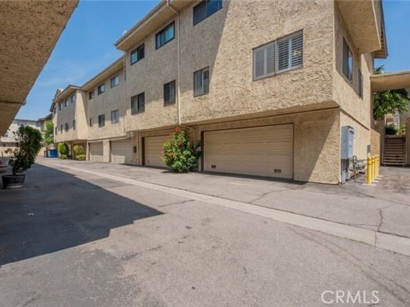 15053 Sherman Way A, Van Nuys (los Angeles) CA 91405