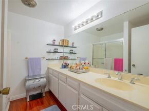 15053 Sherman Way A, Van Nuys (los Angeles) CA 91405