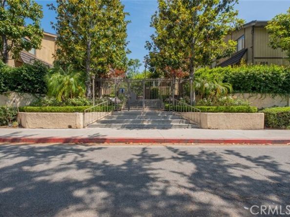 15053 Sherman Way A, Van Nuys (los Angeles) CA 91405