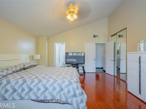 15053 Sherman Way A, Van Nuys (los Angeles) CA 91405