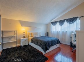 15053 Sherman Way A, Van Nuys (los Angeles) CA 91405