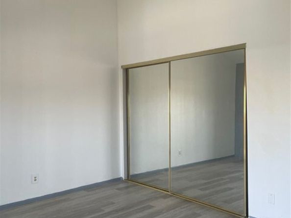 8505 Columbus Avenue 316, North Hills (los Angeles) CA 91343
