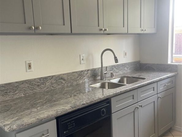 8505 Columbus Avenue 316, North Hills (los Angeles) CA 91343