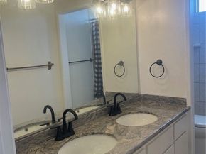 8505 Columbus Avenue 316, North Hills (los Angeles) CA 91343