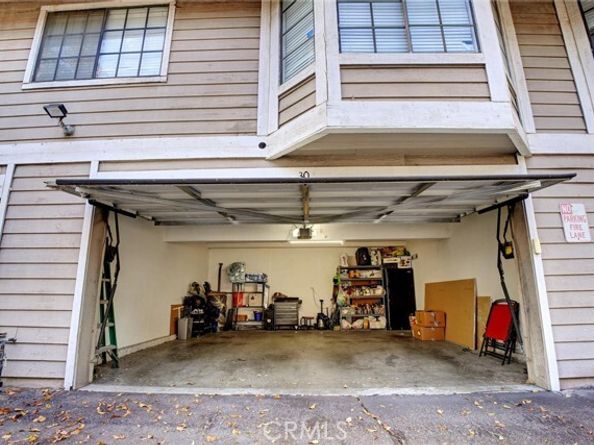 11350 Foothill Boulevard 30, Sylmar (los Angeles) CA 91342