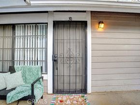 11350 Foothill Boulevard 30, Sylmar (los Angeles) CA 91342