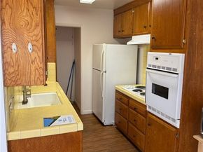 527 Cedar Avenue 2M, Long Beach CA 90802