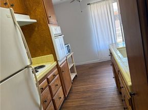 527 Cedar Avenue 2M, Long Beach CA 90802