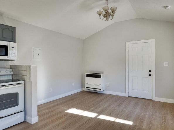 2915 Filbert St, Oakland CA 94608